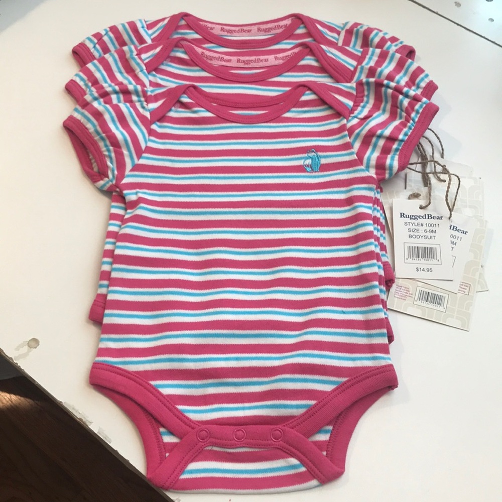 set of three bodysuit